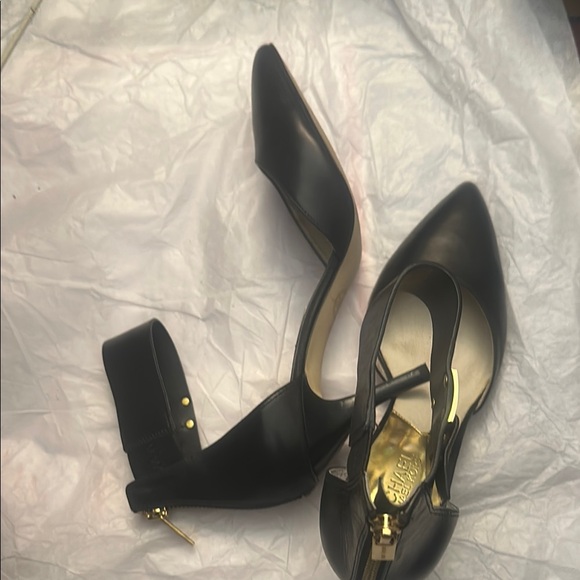 Michael Kors Black Heels with Ankle Strap and Stiletto Heel - Picture 4 of 7